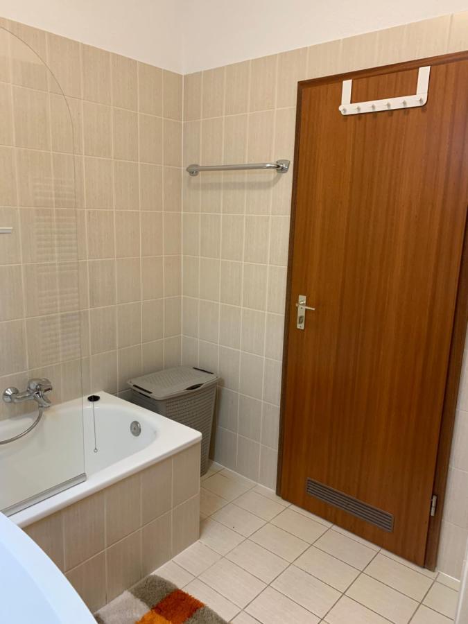 Apartment Rebe ชไวน์ฟอร์ท ภายนอก รูปภาพ