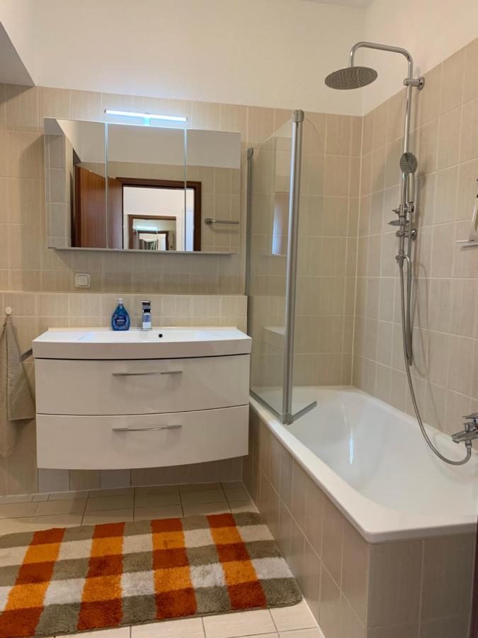 Apartment Rebe ชไวน์ฟอร์ท ภายนอก รูปภาพ